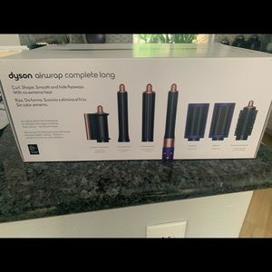 Dyson Airwrap Complete Long- still on box